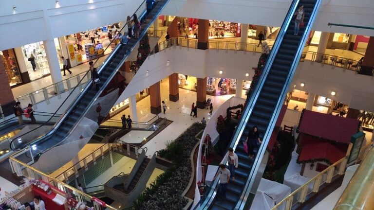 Shopping Praia de Belas dentro 2 768x432