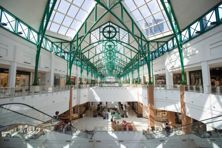 Shopping Praia de Belas dentro 768x512