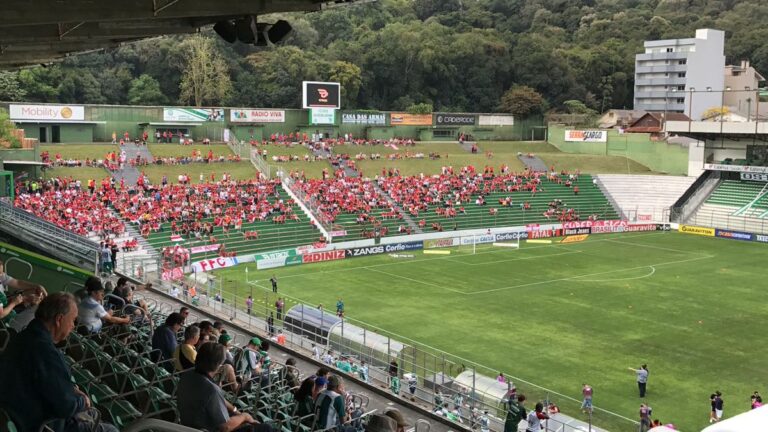 Estadio Alfredo Jaconi setor visitante 768x432