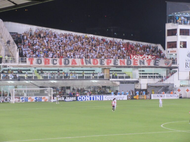 vila belmiro torcida visitante 768x576